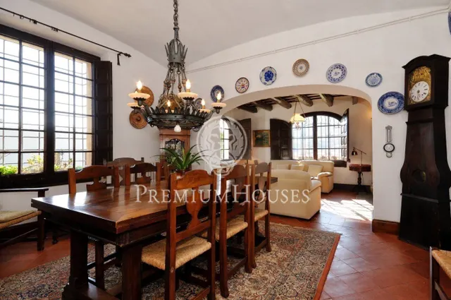 Masia en venta en el centro de Cabrera de Mar - Costa Barcelona — 12
