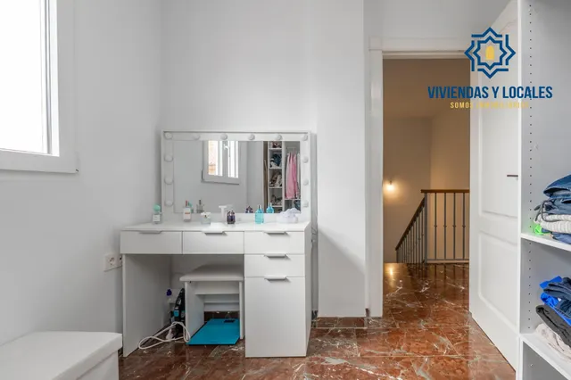 Encantadora Casa Reformada en Ogijares con Vistas y Espacios para Disfrutar — 22