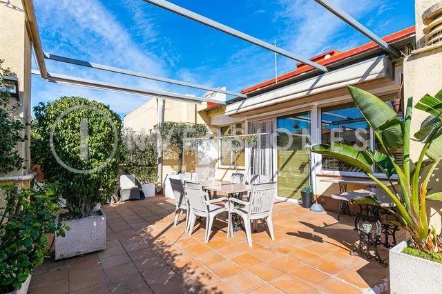 Ático Dúplex 4 habitaciones 154m² en venta - Sagrada Familia