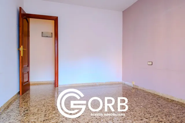 AMPLITUD, LUZ Y 4 habitaciones EN PLAZA CATALUNYA, MATARÓ — 24