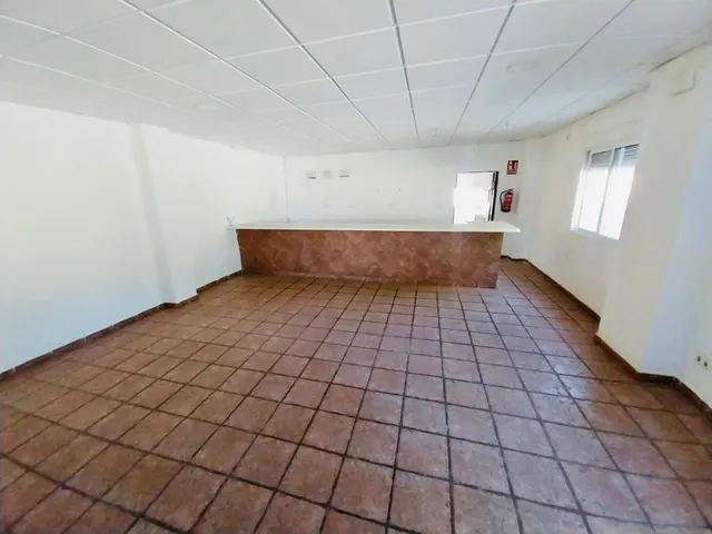 Se vende negocio de restauración en fantástica ubicación — 16