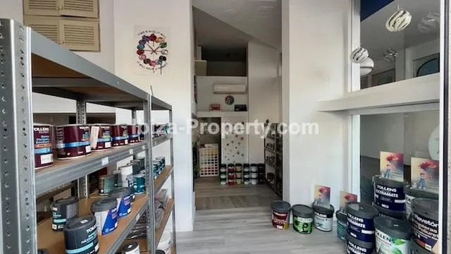 VENTA – Amplio local comercial de 113 m2 en el centro de San - foto 4