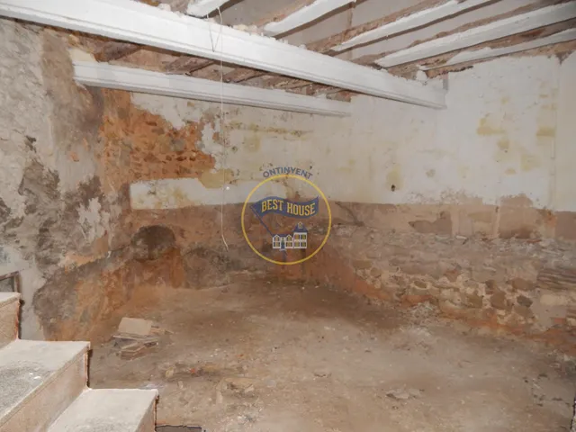 GRAN CASA CENTRICA EN BOCAIRENT — 4