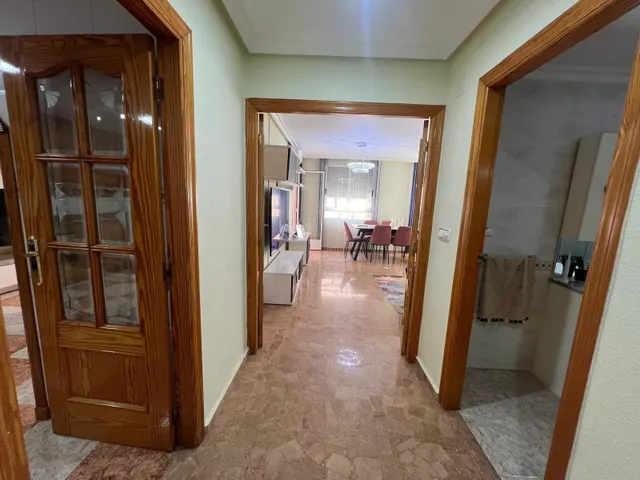 ¡Piso de 147 m2 con gran terraza, ascensor y 4 habitaciones! — 44