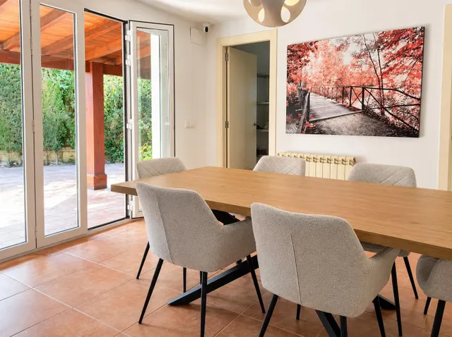Chalet independiente con piscina privada y 6 dormitorios en La Cañada — 18