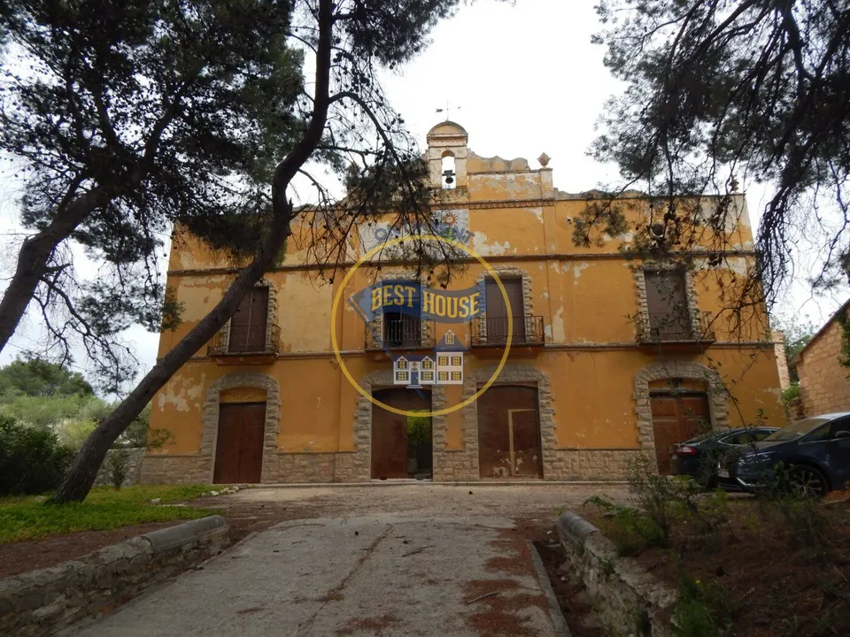 PRECIOSA CASA  A LA VENTA EN EL TÉRMINO DE AGULLENT(VALENCIA)