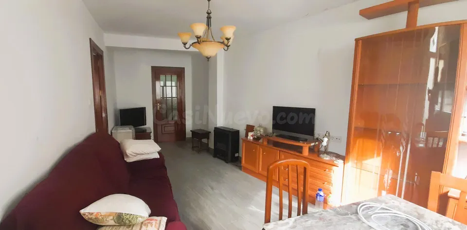 Vivienda exterior reformada junto a las Fuentes del Zaidín