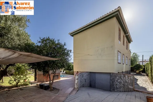 Chalet en los Chopos, Las Gabias — 42