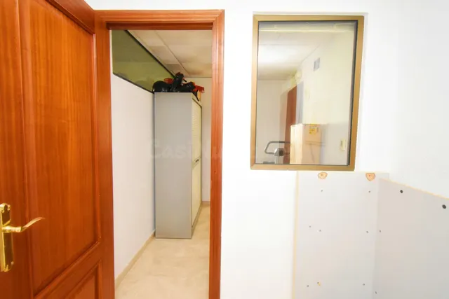 Se vende oficina con 222 metros en la plaza mayor de el ejid - foto 3