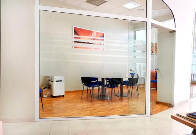 Magnífico local comercial junto a la Plaza Andalucía — 16