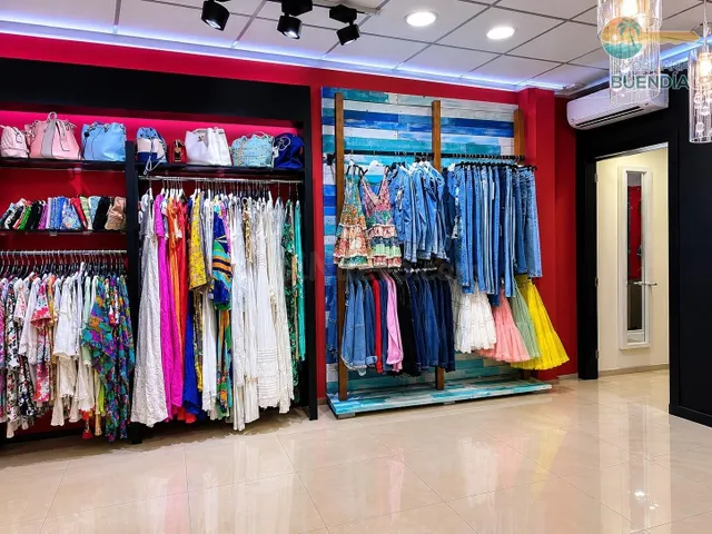 BAJO COMERCIAL EN LA ISLA - foto 4