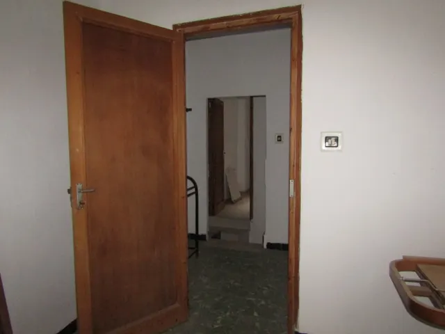 BENIPEIXCAR - CASA DE PUEBLO PARA REFORMAR - SE VENDE — 25