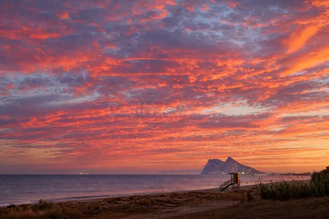 Parcela en venta - Playa la alcaidesa — 4
