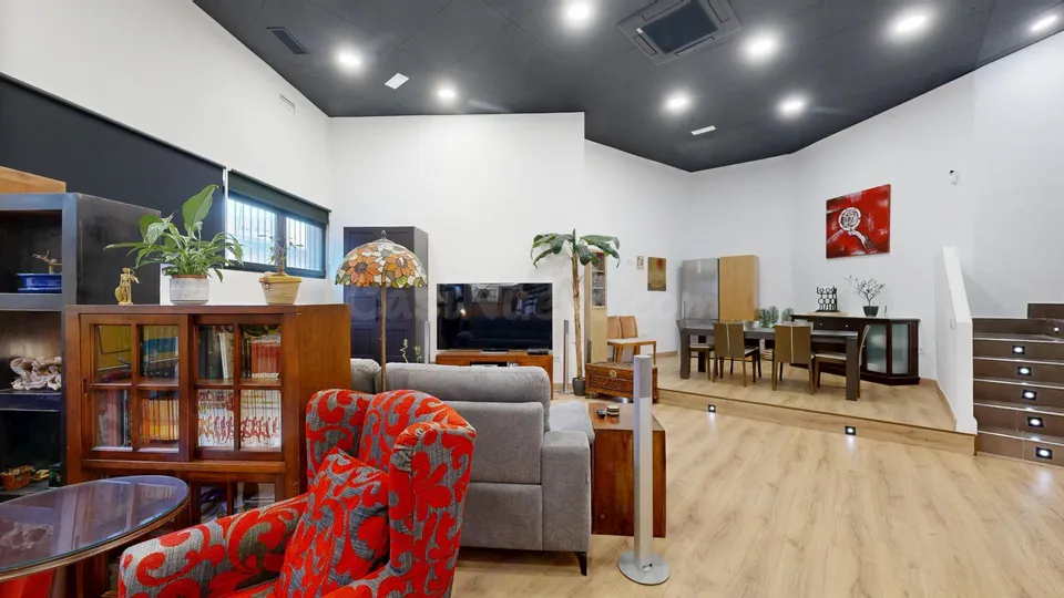 Un hogar que inspira: loft de 156 m2 con carácter propio