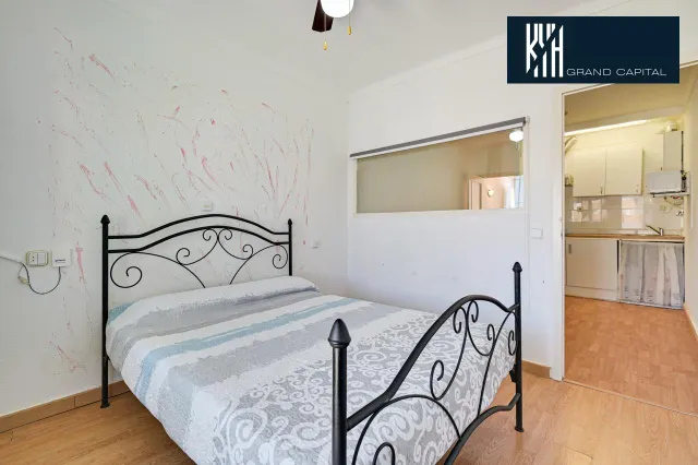 APARTAMENTO EN LA ESCALA — 20