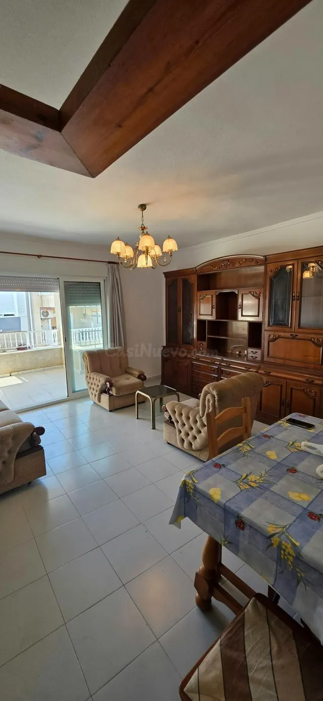 Torrevieja atico 2 habs  + 1 sur, gran terraza 149.900... — 4