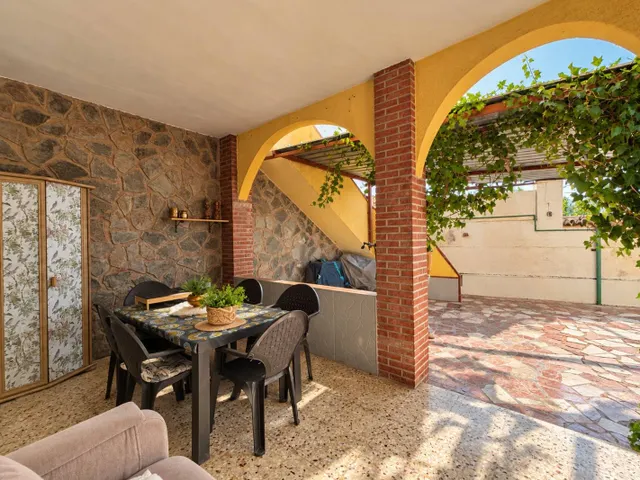 Chalet con piscina en parcela rústica, a tan solo 1,5 km de San Vicente del Raspeig — 37