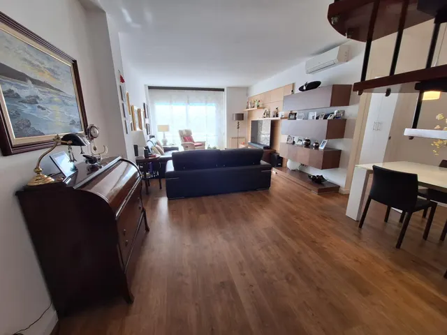 Atico centrico  en planta con terraza en duplex, trastero y piscina — 7
