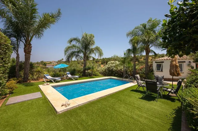 Acogedora casa de campo en un estado impecable con piscina p - foto 4