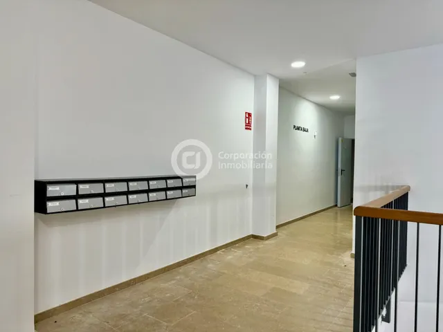 Ático de 2 dormitorios con 2 terrazas en el centro de Lorca — 35