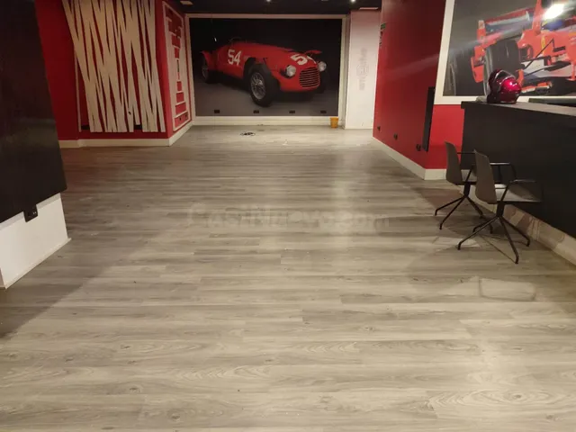 LOCAL COMERCIAL CENTRICO Y TOTALMENTE ACONDICIONADO - foto 4