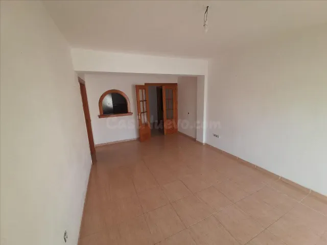 Amplio Piso en el Corazón de El Ejido por solo €99,000 - foto 3