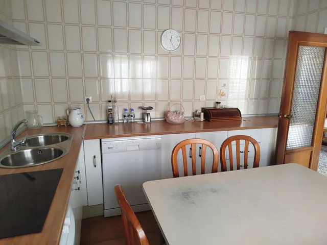 Amplia Casa en Ciempozuelos con Gran Patio y Posibilidad de Expansión — 12