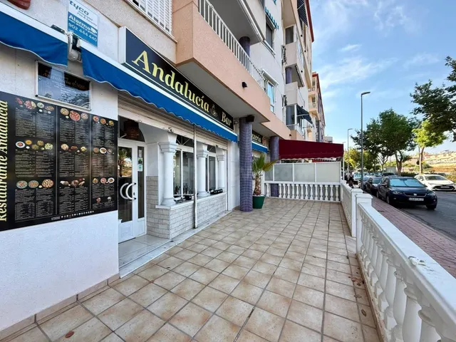 Local comercial 101m² en venta - Los secanos — 22