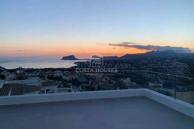 VILLA KALMIA EN COSTA BLANCA – PANORÁMICAS AL MAR Y DISEÑO D - foto 2
