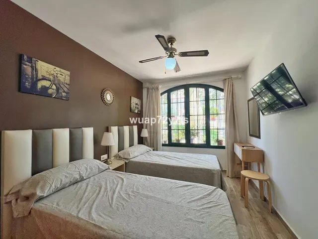 Hotel 12 habitaciones 303m² en venta - Costa Del Sol — 10