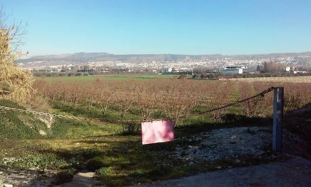 Terreno rustico a la venta en La Zubia (Granada) — 4