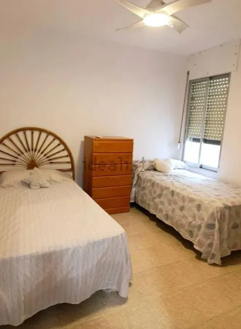 Amplio piso en el Corazón de Alicante, Perfecta para Vivir y Disfrutar — 6