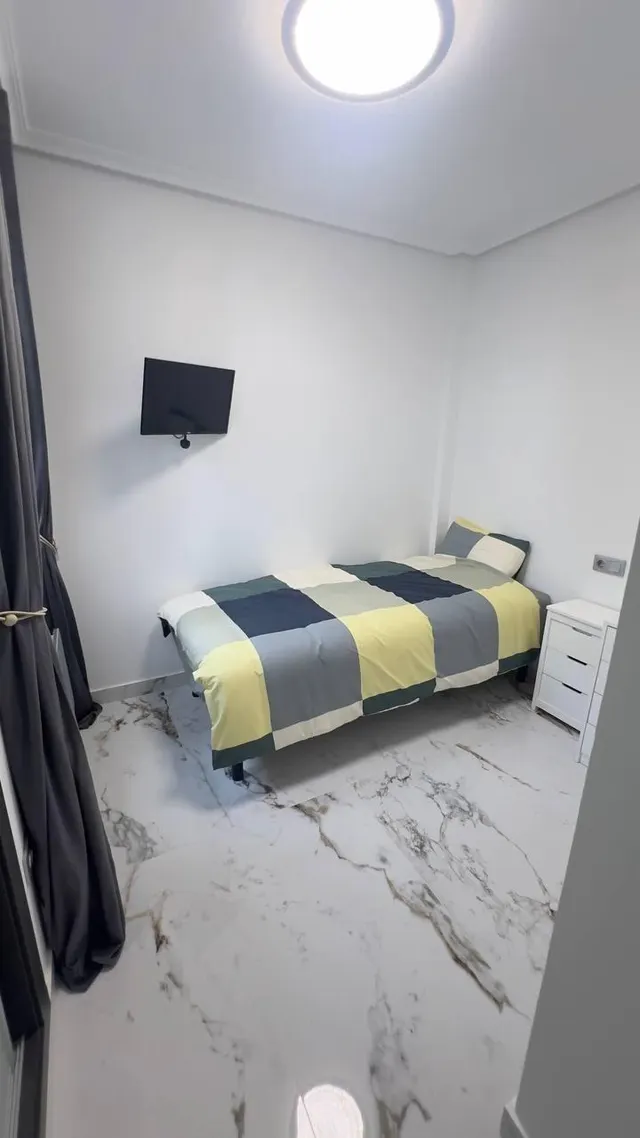 Bungalow Planta Alta 2 habitaciones 50m² en alquiler - Playa Flamenca — 38