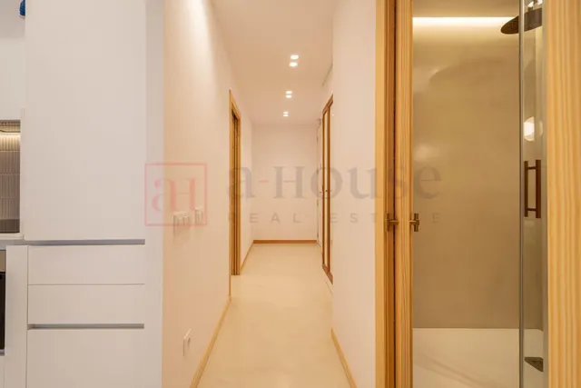 Piso luminoso y recién reformado, listo para entrar a vivir en vila de gràcia — 27