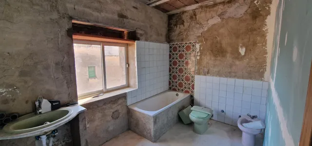 Casa para reformar con terraza en el centro de santa bàrbara — 9