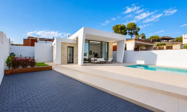 VILLA DE 3 DORMITORIOS 2 BAÑOS EN LOS BALCONES (TORREVIEJA) - foto 3