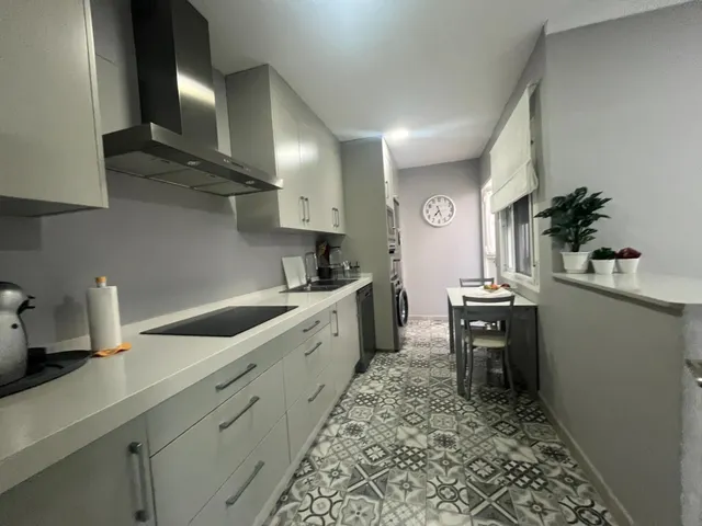 UNIFAMILIAR EN PLANTA BAJA CON TRES PATIOS, AZOTEA Y GARAJE LISTA PARA ENTRAR A VIVIR — 3