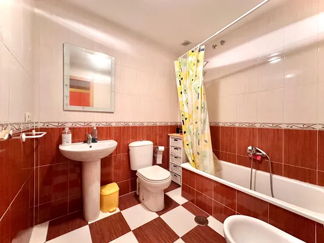 Precioso piso en Churriana de la Vega — 23