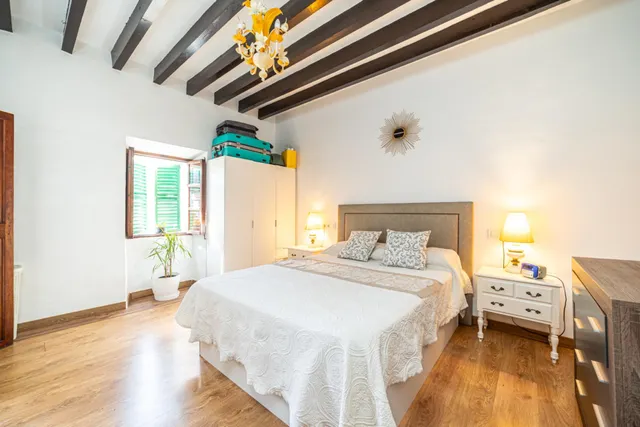 Casa de pueblo reformada con jardín en Campanet — 13