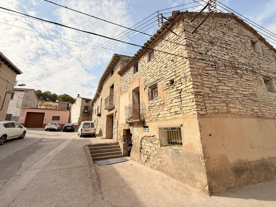 Terreno urbano en centro de Almudevar
