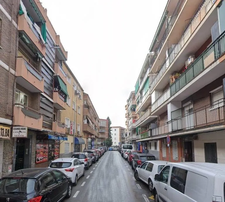 Oportunidad de Inversión: Piso Ocupado en Fuenlabrada
