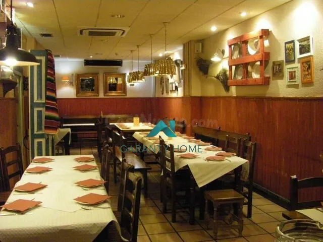 Local comercial en venta en San Juan, Pamplona/Iruña