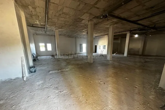 Bajo comercial para reformar en Alcantarilla - foto 2