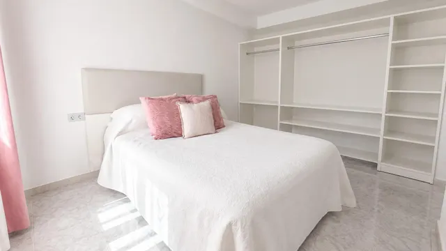 ¡¡ PISO CON TERRAZA EN LA ZONA DE SAGUNTO, TOTALMENTE EXTERIOR, TERCERA PLANTA REAL !! — 9