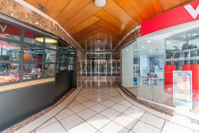 ESPECTACULAR VIVIENDA EN ACERA DEL DARRO — 18