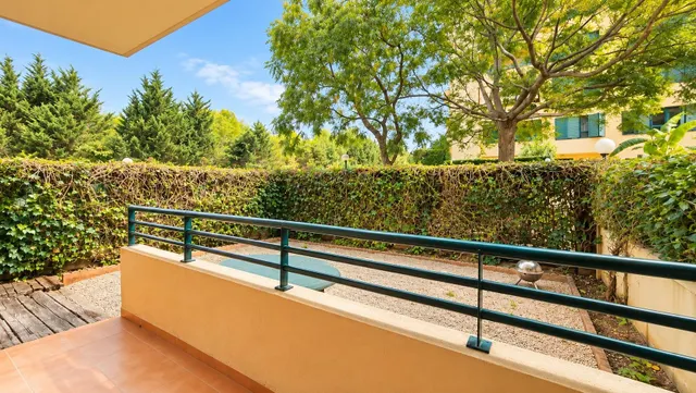 Planta baja con jardín, parking y piscina comunitaria en Palma — 13