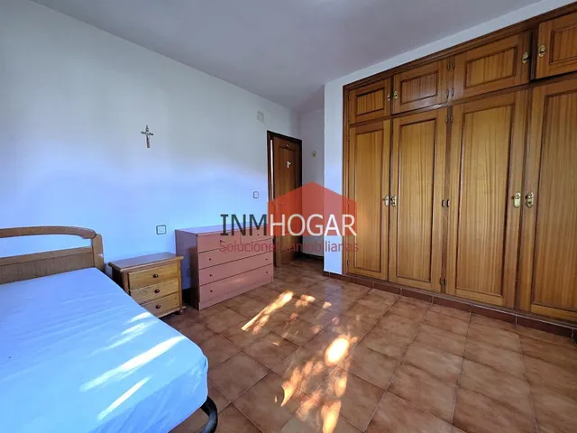 Exclusivo Chalet en Hervencias, Ávila - Un Oasis de Espacio y Tranquilidad — 39