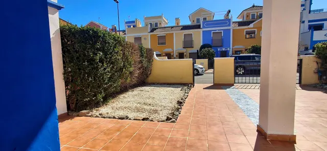 PRECIOSO DÚPLEX ADOSADO ESTILO MEDITERRÁNEO — 7