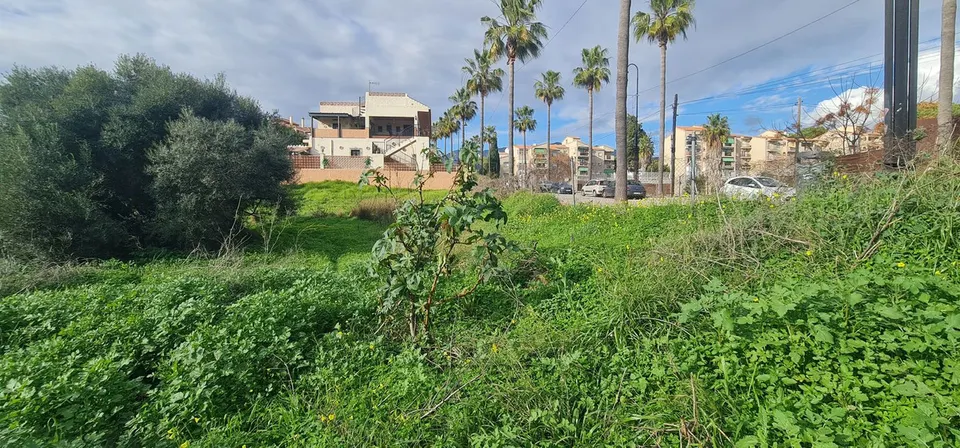 Parcela 560m² en venta - Riviera del sol