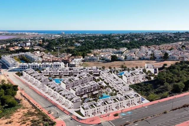 Apartamentos Dúplex con vistas al lago y al mar — 20